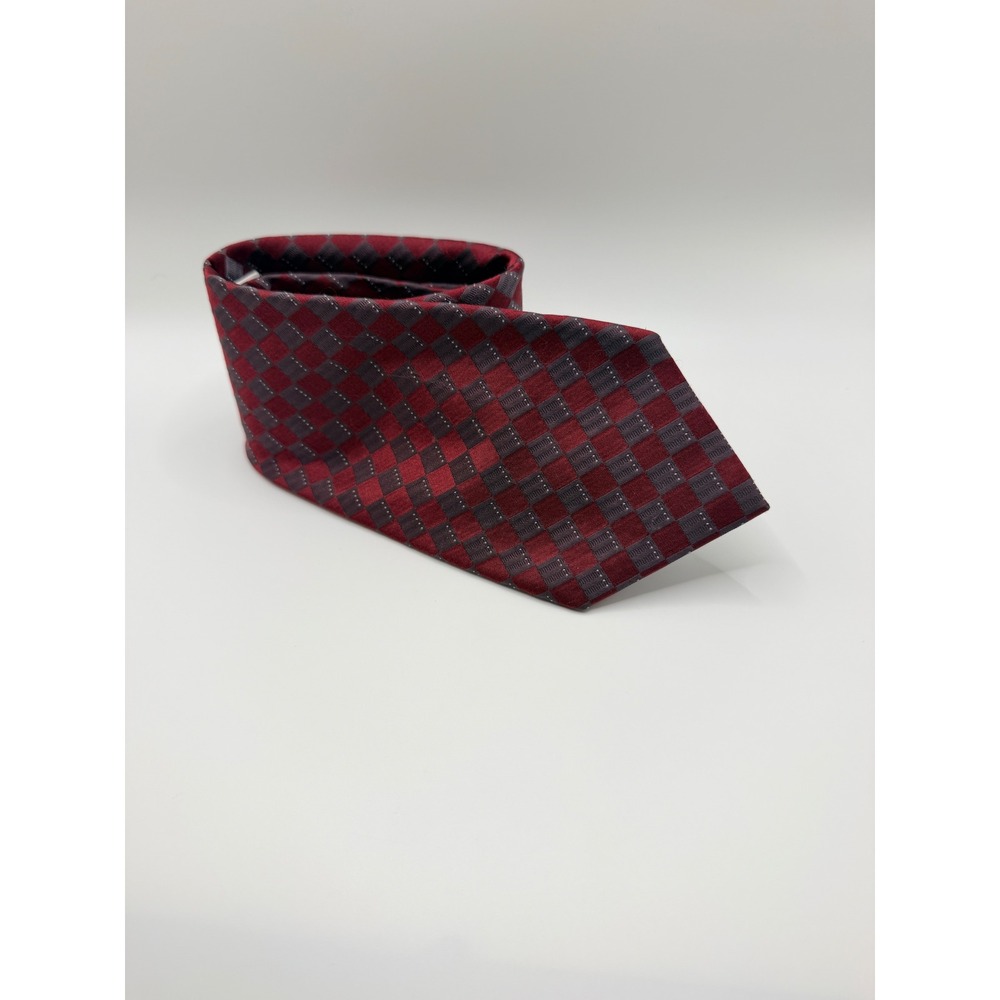 Calvin Klein Mens Silk Necktie Red Grey Geometric Diamond Checkered Pattern